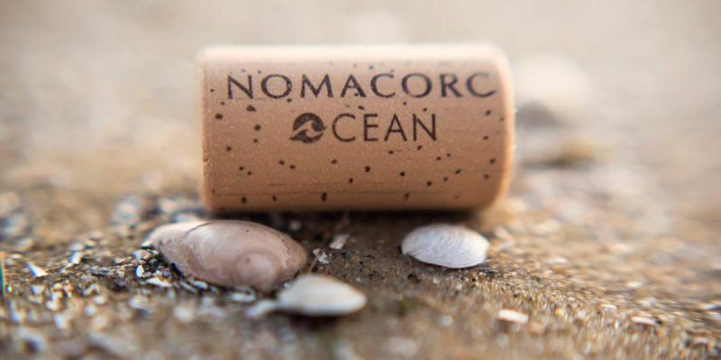 Así es el tapón de vino sostenible/ Nomacorc Tapón de vino creado con residuos plásticos del océano