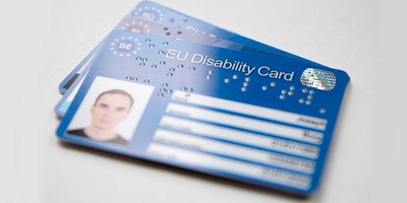 Luz verde tarjeta europea discapacidad Tarjeta europea de discapacidad