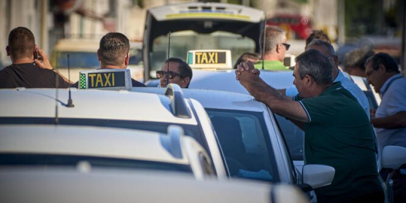 Imagen de taxistas/Diario de Sevilla El sector del taxi busca trabajadores jóvenes