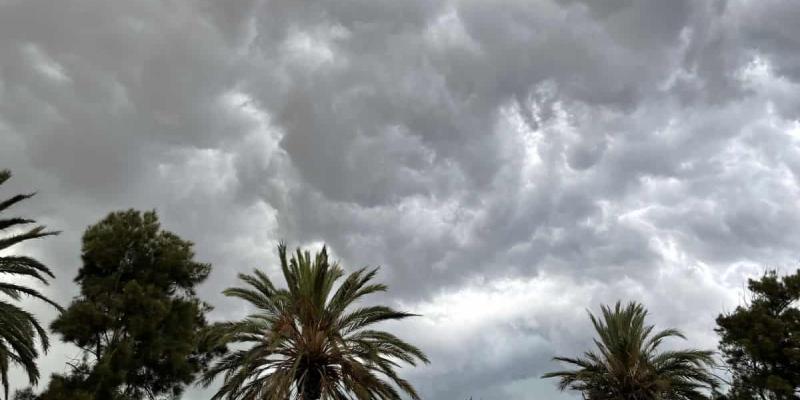 Imagen de un cielo nublado/Crónica Balear La AEMET alerta de una bajada en las temperaturas