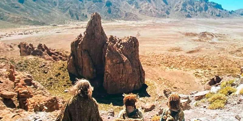 Imagen de una escena de Los anillos del poder/Diario de Avisos- El Español Tenerife se vuelve en el escenario de Los anillos del poder