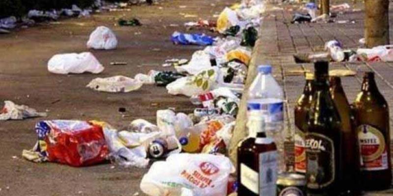 Tomelloso / ABC El botellón de Tomelloso reúne a tres mil personas