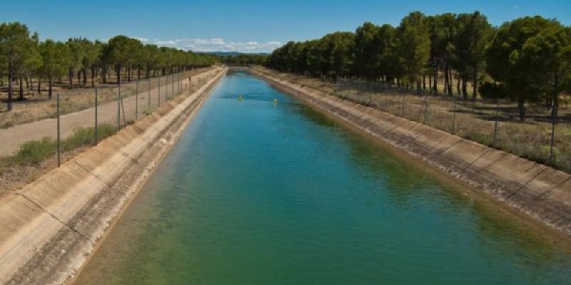 Trasvase de agua Tajo-Segura/ Ministerio de Agricultura Pesca y Alimentación Acueducto Tajo Segura