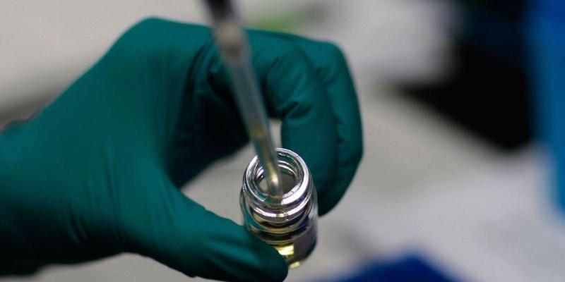 Imagen de una prueba del tratamiento/El Periódico de España Luz verde a un nuevo tratamiento contra el VIH