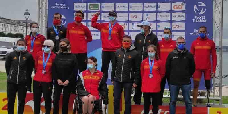 triatlón / CPE El equipo de triatlón paralímpico consiguió 11 medallas en A Coruña