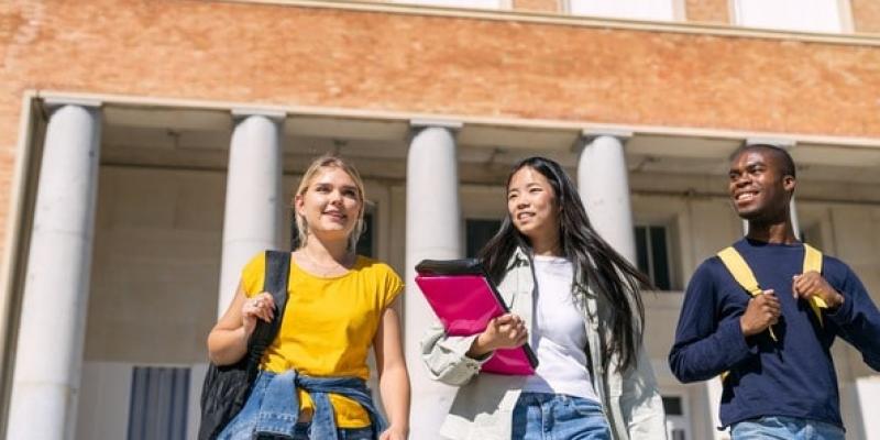 Imagen de universitarios/Envatoelements Ranking de universidades