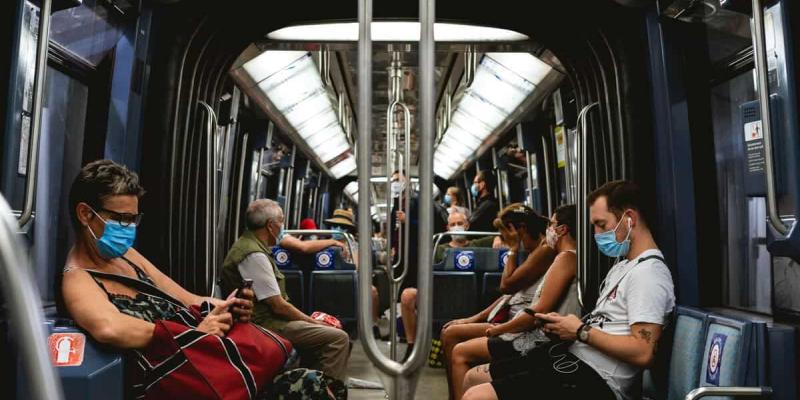 La mascarilla seguirá siendo obligatoria en el transporte público