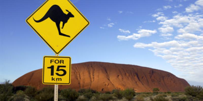 Imagen de una señal de Australia/envatoelements Vacaciones extremas y aventureras para este verano
