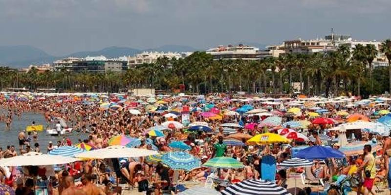 Vacaciones de verano evitando el calor extremo Vacaciones de verano en julio para todos