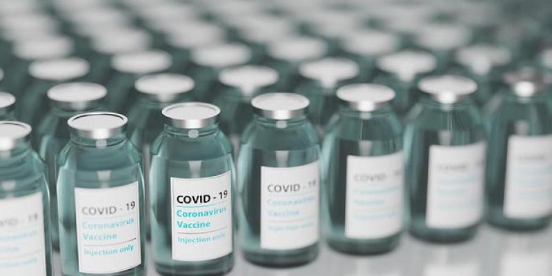 Varios viales de vacuna contra el Covid