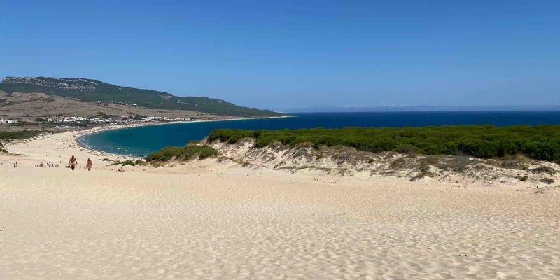 Coronavirus: Buenas prácticas en la playa para un disfrute seguro este verano.