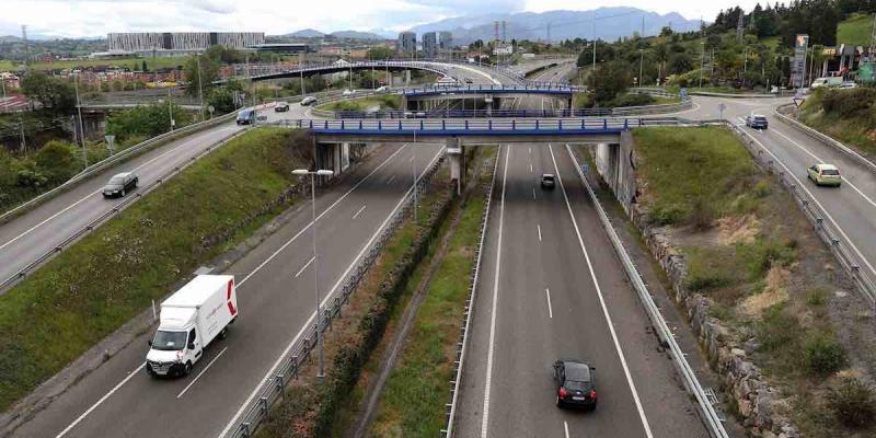 España está muy por debajo de la media europea en fiscalidad verde España reabre el debate de los peajes en carretera