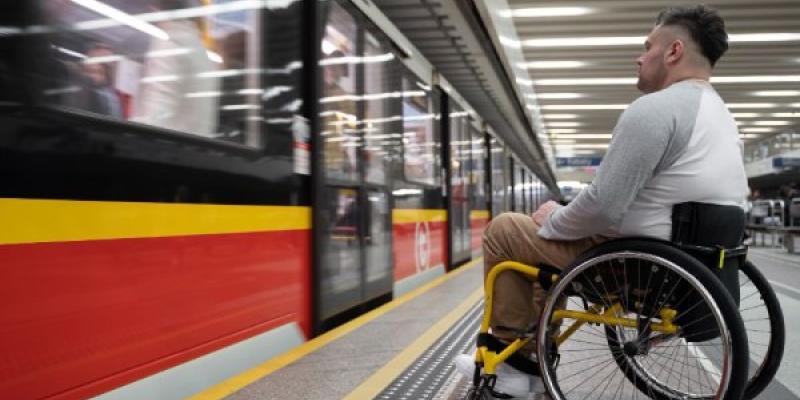 La realidad de viajar con silla de ruedas