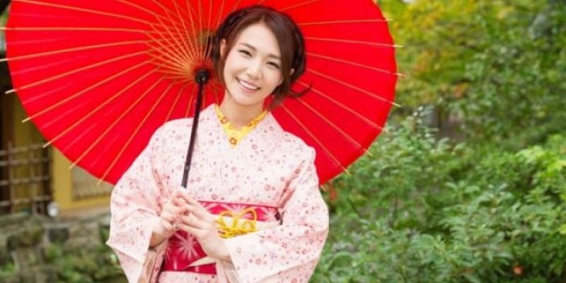 Imagen de una japonesa/Club virtual de lectura El papel de la mujer en Japón