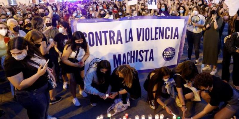 MARISCAL / EFE Concentración contra la violencia machista en la Puerta del Sol, en Madrid.