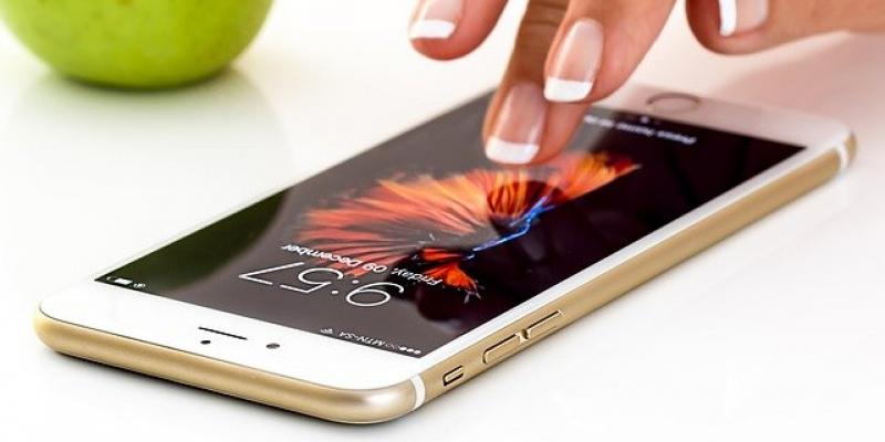 Imagen de Pixabay Teléfono móvil