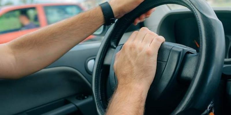 Imagen de una persona conduciendo/elEconomista.es Comportamientos al volante