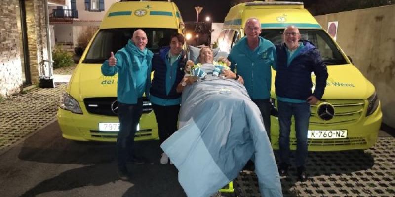 Voluntarios de Ambulancia del Deseo Fundación Ambulancia del Deseo