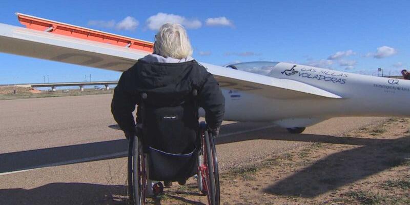 RTVE Vuelos sin motor en Toledo para personas con discapacidad física