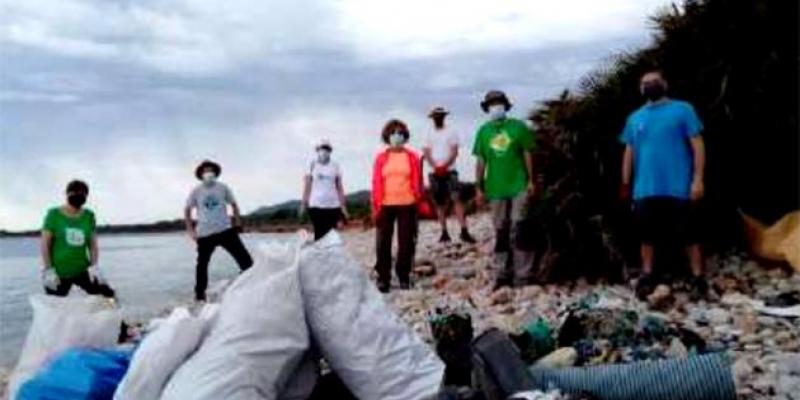 La degradación de las zonas costeras/ Apnal-Ecologistas en Acción de Vinaròs Zonas costeras: playa La Basseta, Castellón