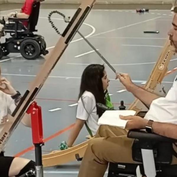 Alex en un partido de boccia