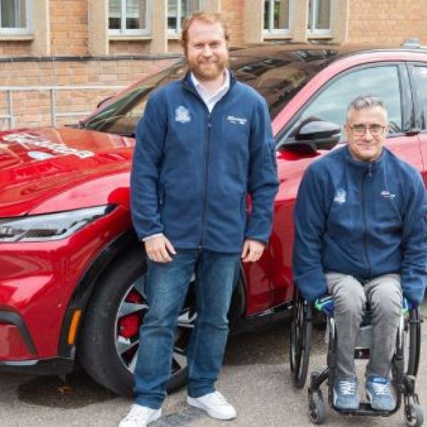 Piloto: Iván Díaz (expaciente). Copiloto: Dr. Francisco Gutiérrez.