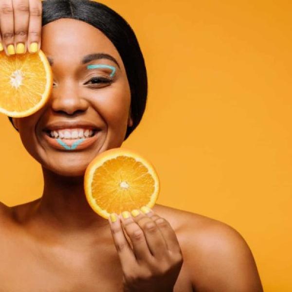 La importancia de la vitamina C para el organismo y la piel