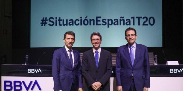 BBVA prevé que la desaceleración de la economía española se detenga.