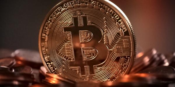 Bitcoin dispara sube