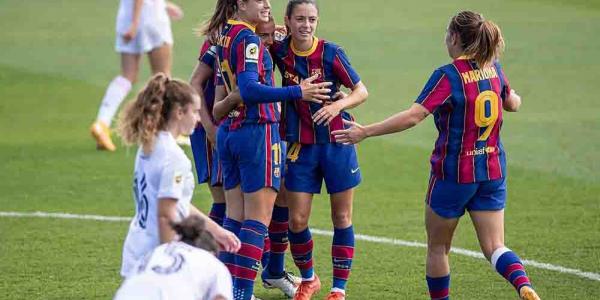 El Clásico femenino se llevará al Camp Nou 