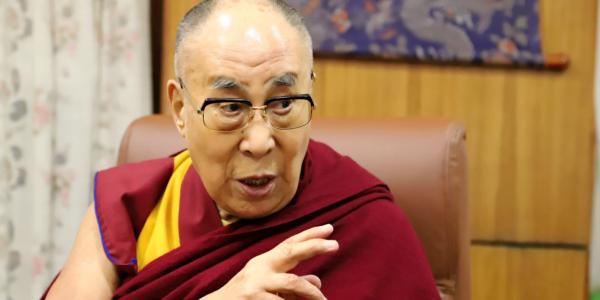 Dalai Lama hospitalizado
