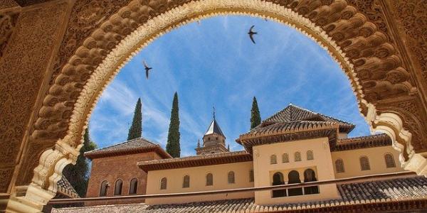Fotografía de la Alhambra de Granada. Foto de Pixabay