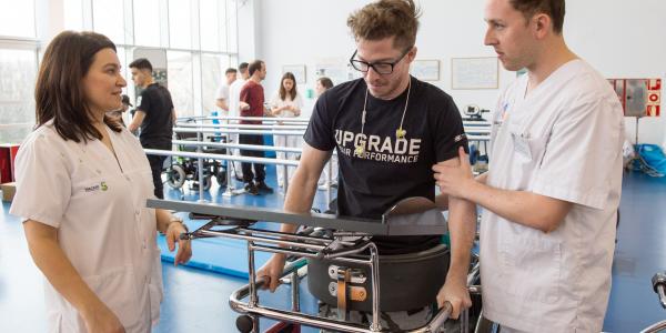 Alumnos ciegos en el Hospital de Parapléjicos de Toledo