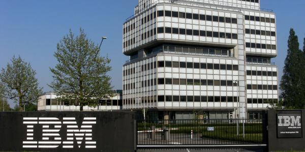 IBM blockchain seguridad