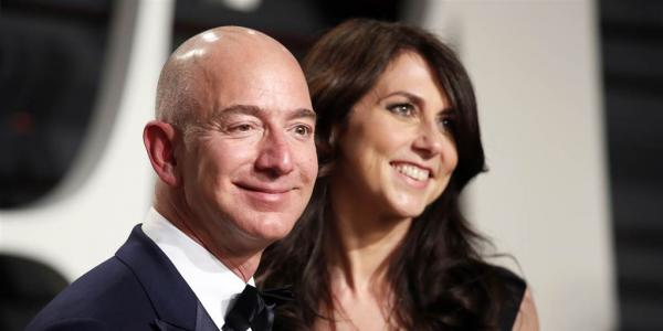 Jeff Bezos y Mackenzie Bezos se divorcian