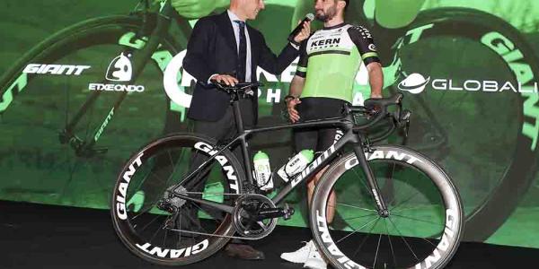 El Kern Pharma Team español competirá en UCI Pro Team en 2021