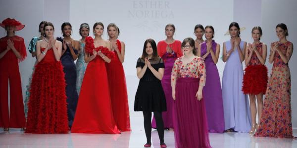 Fotografía: Desfile Esther Noriega en VBFW 2018