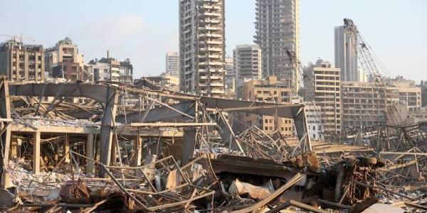 Desastre en Beirut tras la explosión del martes  / El periódico 