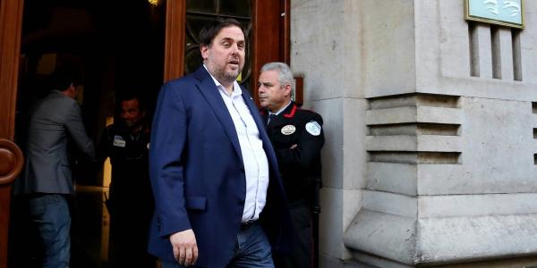 Oriol Junqueras sale de la Consejería de Economía en Barcelona, en 2017. JAIME VILLANUEVA / EL PAÍS