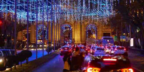 Sanidad pide que no haya aglomeraciones en las ciudades durante la campaña de Navidad