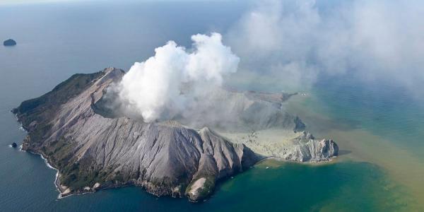 Volcán nueva zelanda erupción