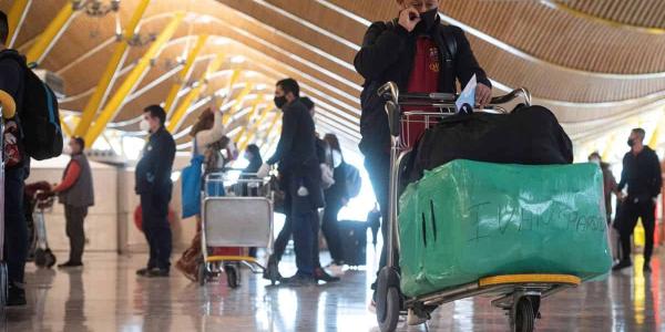 España exigirá un test negativo o la vacunación completa para los viajeros de China