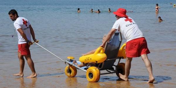 Arranca el servicio de baño asistido para personas con discapacidad o movilidad reducida en Bizkaia