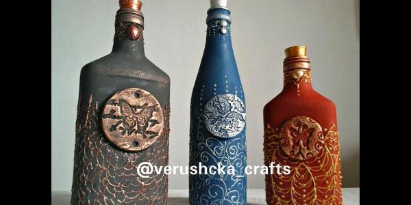 Colección de botellas decoradas con artesanía / Youtube 