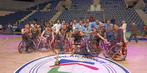 El BSR Amiab Albacete logra coronarse Campeón de Europa por cuarta vez consecutiva