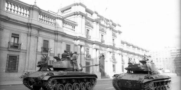 El 11 de septiembre de 1973 se consumó el golpe de Estado en contra de Salvador Allende que estaba dentro del palacio de La Moneda.