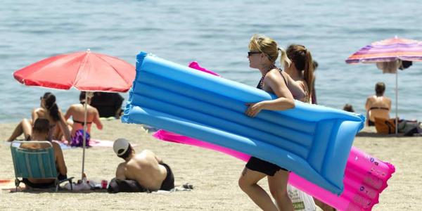 La OCU advierte del uso de hinchables durante este verano