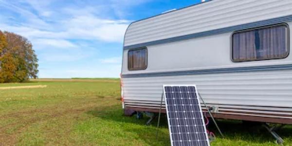 Caravana con energía solar / Artesashop