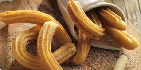 Churros caseros con azúcar