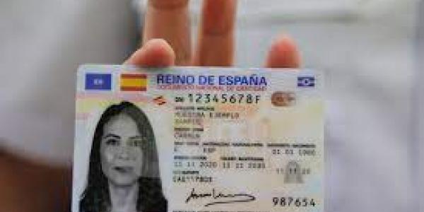 Documento Nacional de Identidad/Salamanca 24 horas